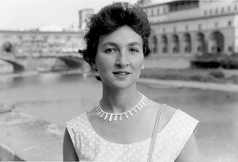 Anna Lipworth